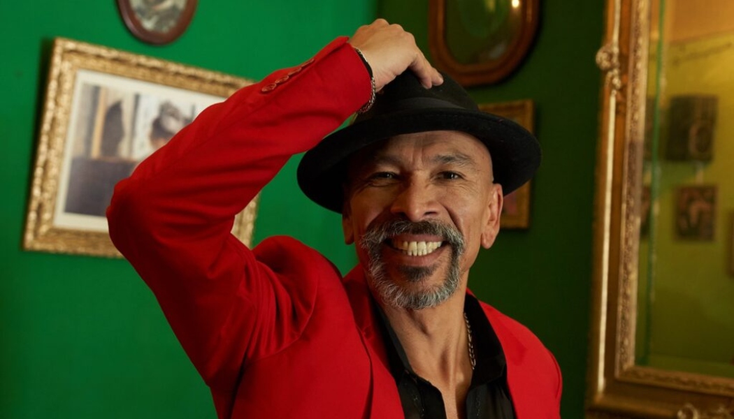 RAMON FARRELLY ENTRELAZA LOS SENTIMIENTOS HUMANOS EN EL VIDEOCLIP DE “EL JUEGO”
