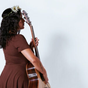 Ay cholito: lo nuevo de Eingell Baltra que revive la alegría de los carnavales andinos