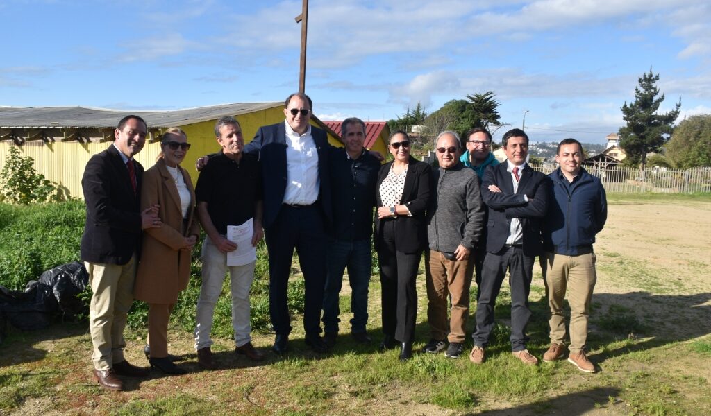 MÁS DEPORTE, ENCUENTRO Y ESPACIOS RECUPERADOS: LOS TRES PROYECTOS QUE VISITÓ EL MINISTRO PODUJE EN CARTAGENA
