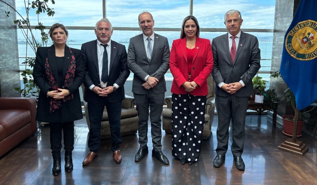 PLAN CHILE DESPEGA: MOP EJECUTARÁ INVERSIÓN ADICIONAL EN REGIÓN DE VALPARAÍSO POR CERCA DE $35 MIL MILLONES PARA CREAR 2.100 NUEVOS EMPLEOS